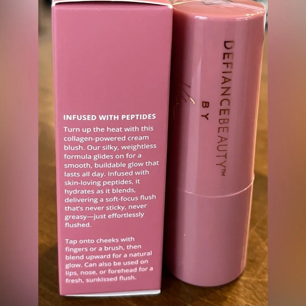 🌻 Defiance Beauty Silk Peptide Blush - Full Size NEW in Box Bunde